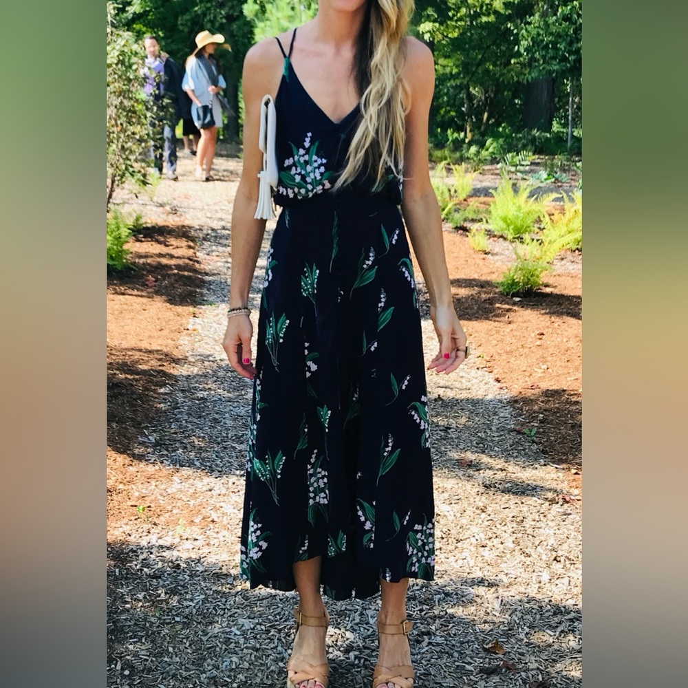 Urban outfitters size 2 floral blue, green and white dress